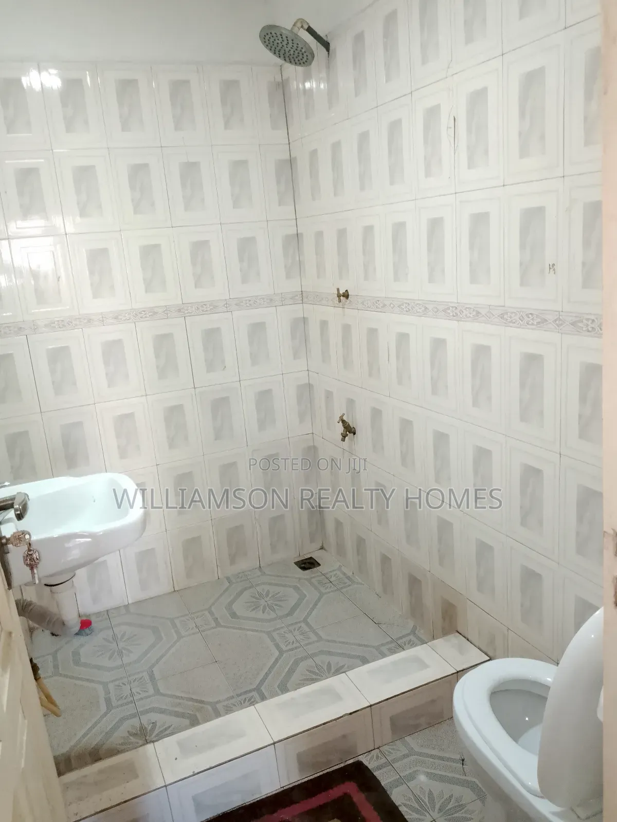 1bdrm Apartment in Community 18 Area, Spintex for rent