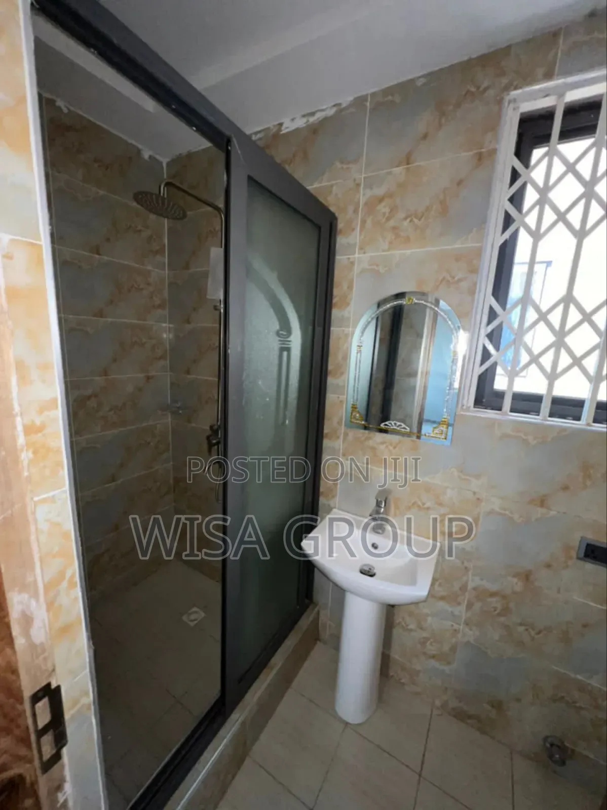 4bdrm Duplex in Wisa Group, Accra Metropolitan for rent