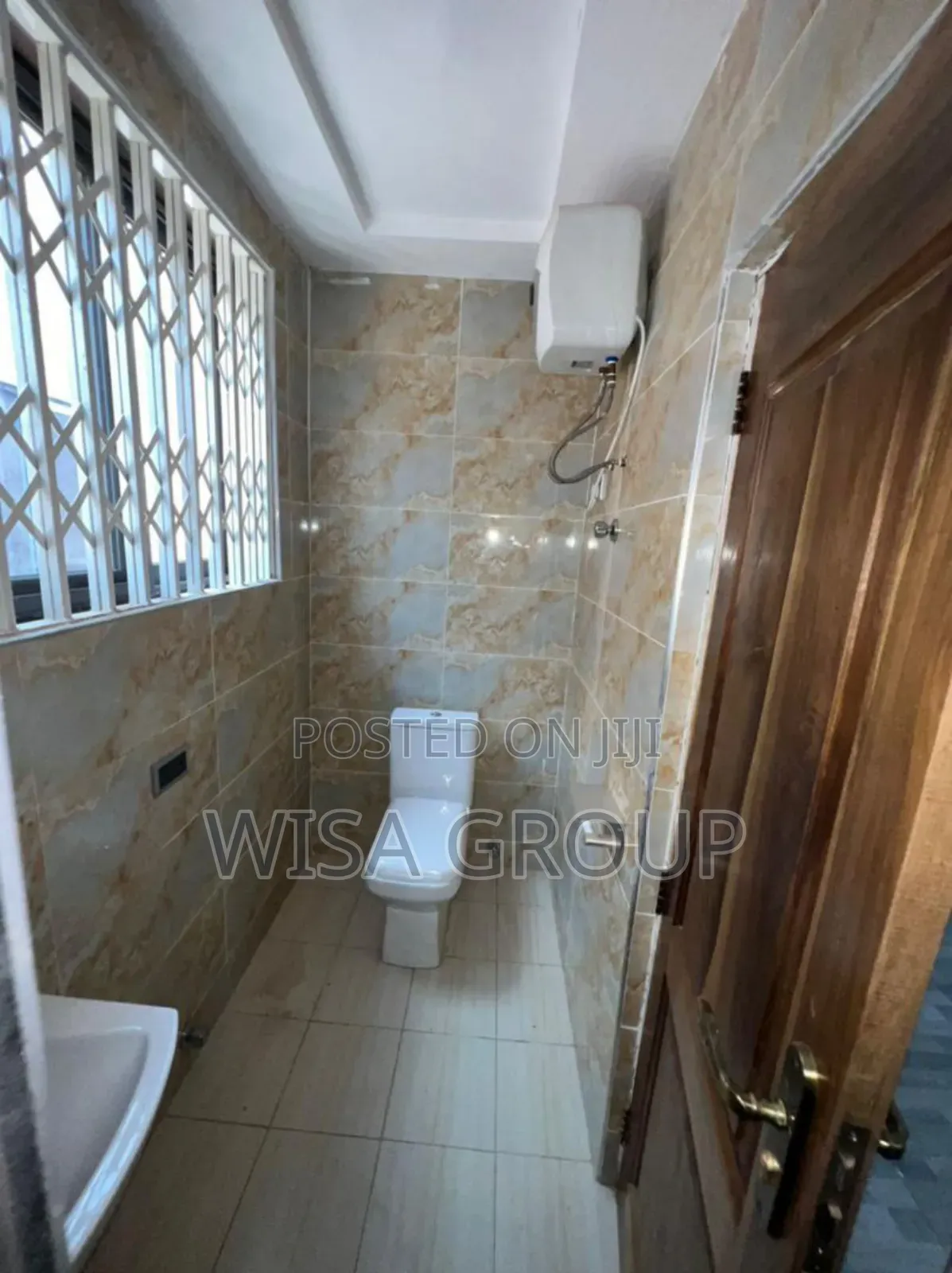 4bdrm Duplex in Wisa Group, Accra Metropolitan for rent