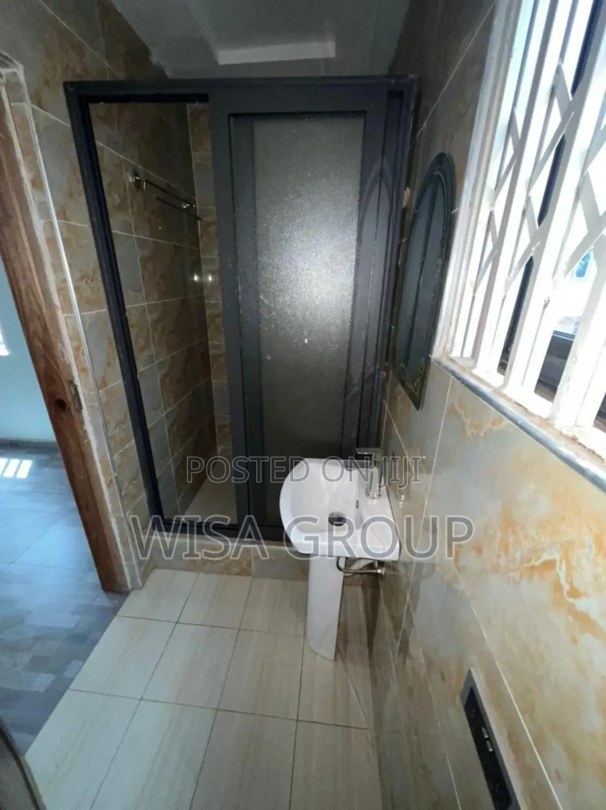 4bdrm Duplex in Wisa Group, Accra Metropolitan for rent