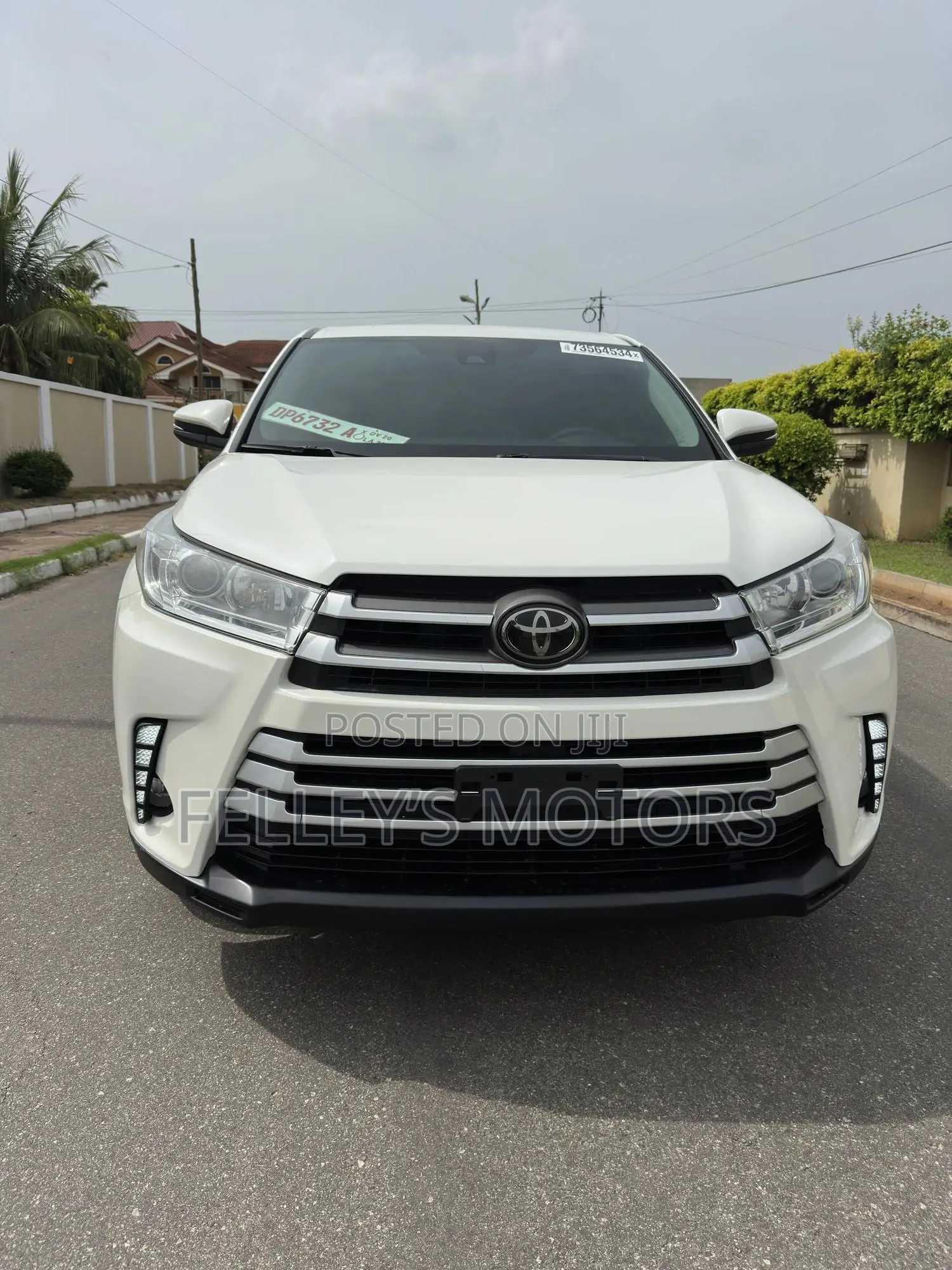 Toyota Highlander LE 4x2 (2.7L 4cyl 6A) 2018 White