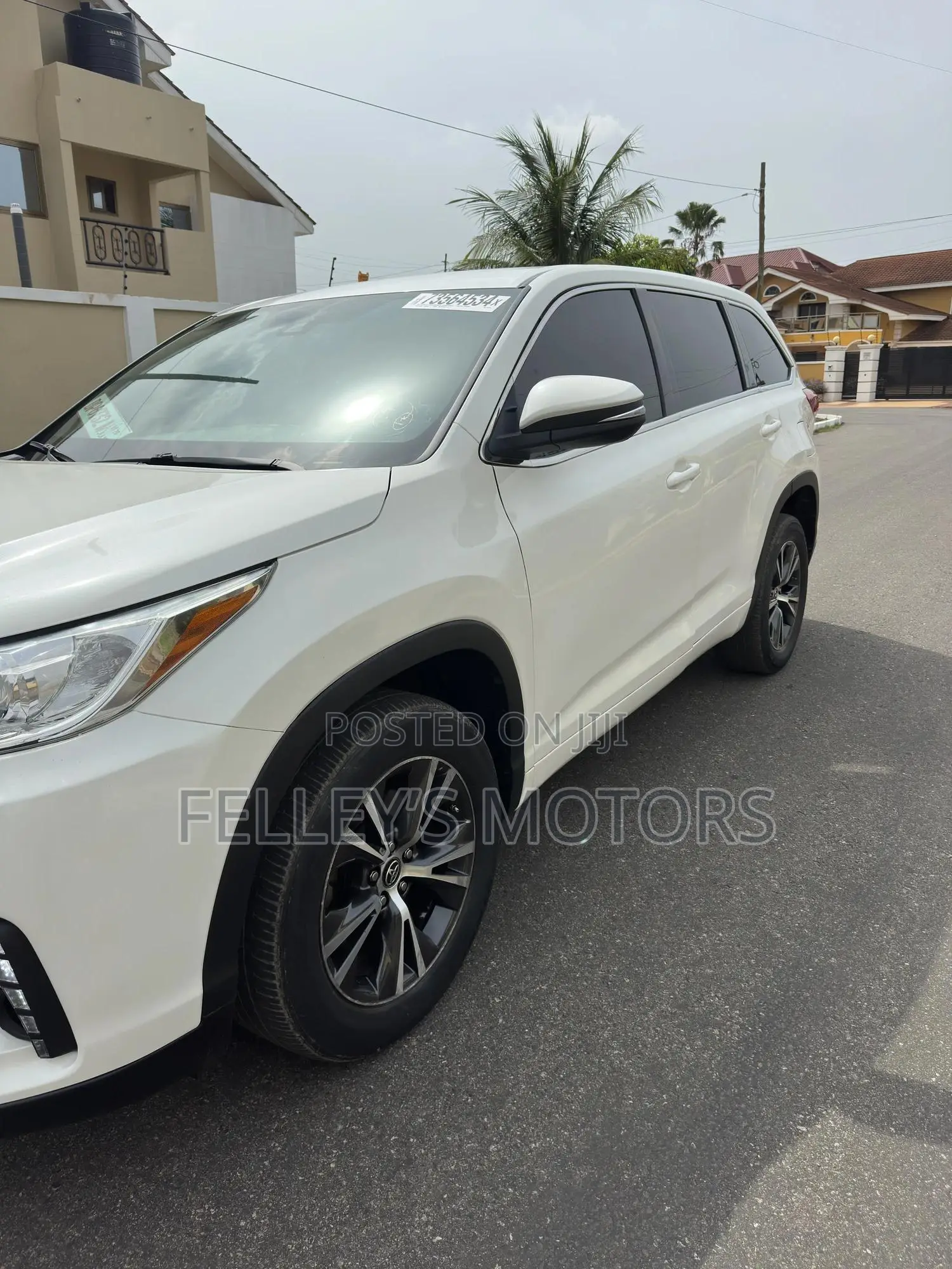 Toyota Highlander LE 4x2 (2.7L 4cyl 6A) 2018 White