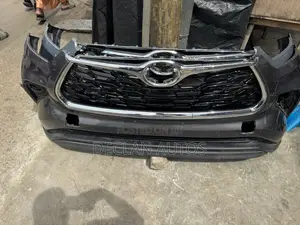 Highlander 2020 Front Bumper