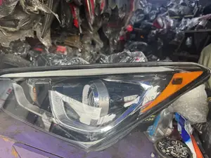 Hyundai Santafe 2018 Headlight