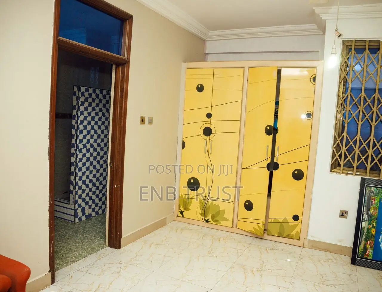 9bdrm House in Kwabenya, Ga East Municipal for sale