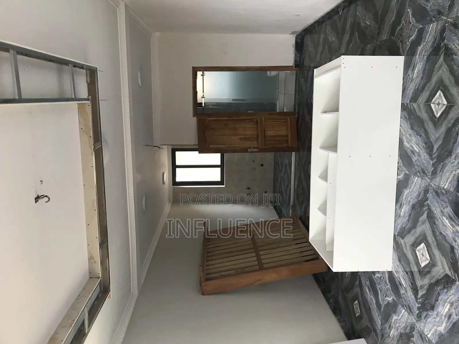 1bdrm Apartment in Accra Mall Area, East Legon for sale
