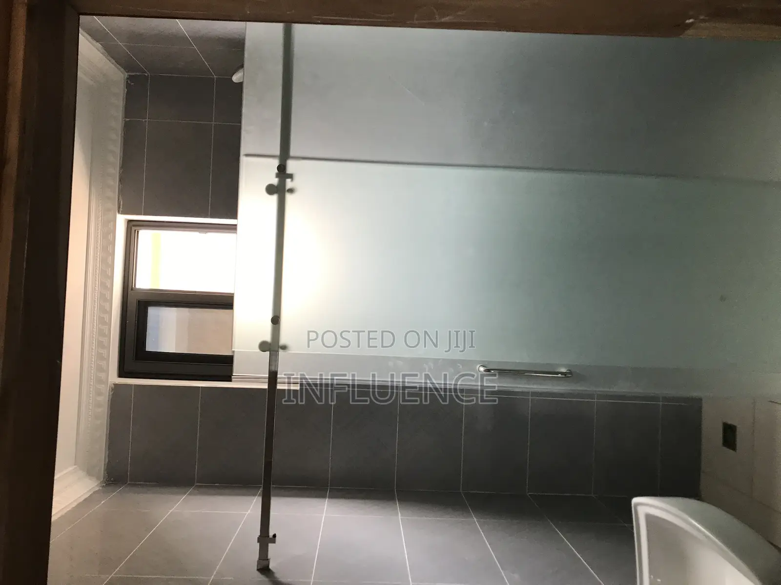 1bdrm Apartment in Accra Mall Area, East Legon for sale