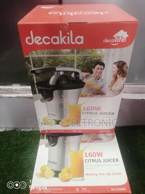 Make a Simple Juice With Decakila Citrus Juicer