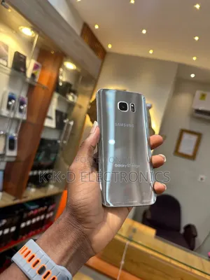 Samsung Galaxy S7 edge 32 GB Gold