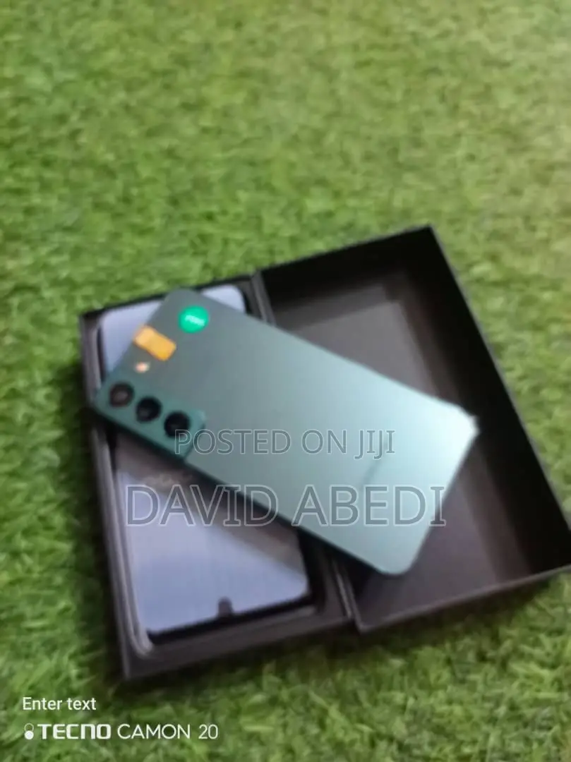 New Samsung Galaxy S22 5G 256 GB Blue