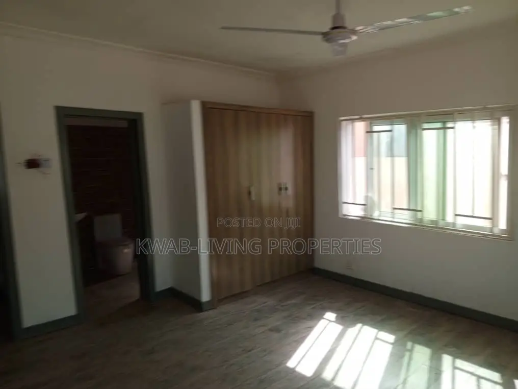 3bdrm House in Adenta for rent