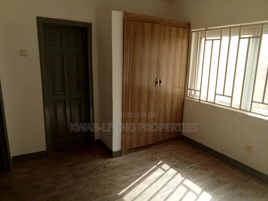 3bdrm House in Adenta for rent