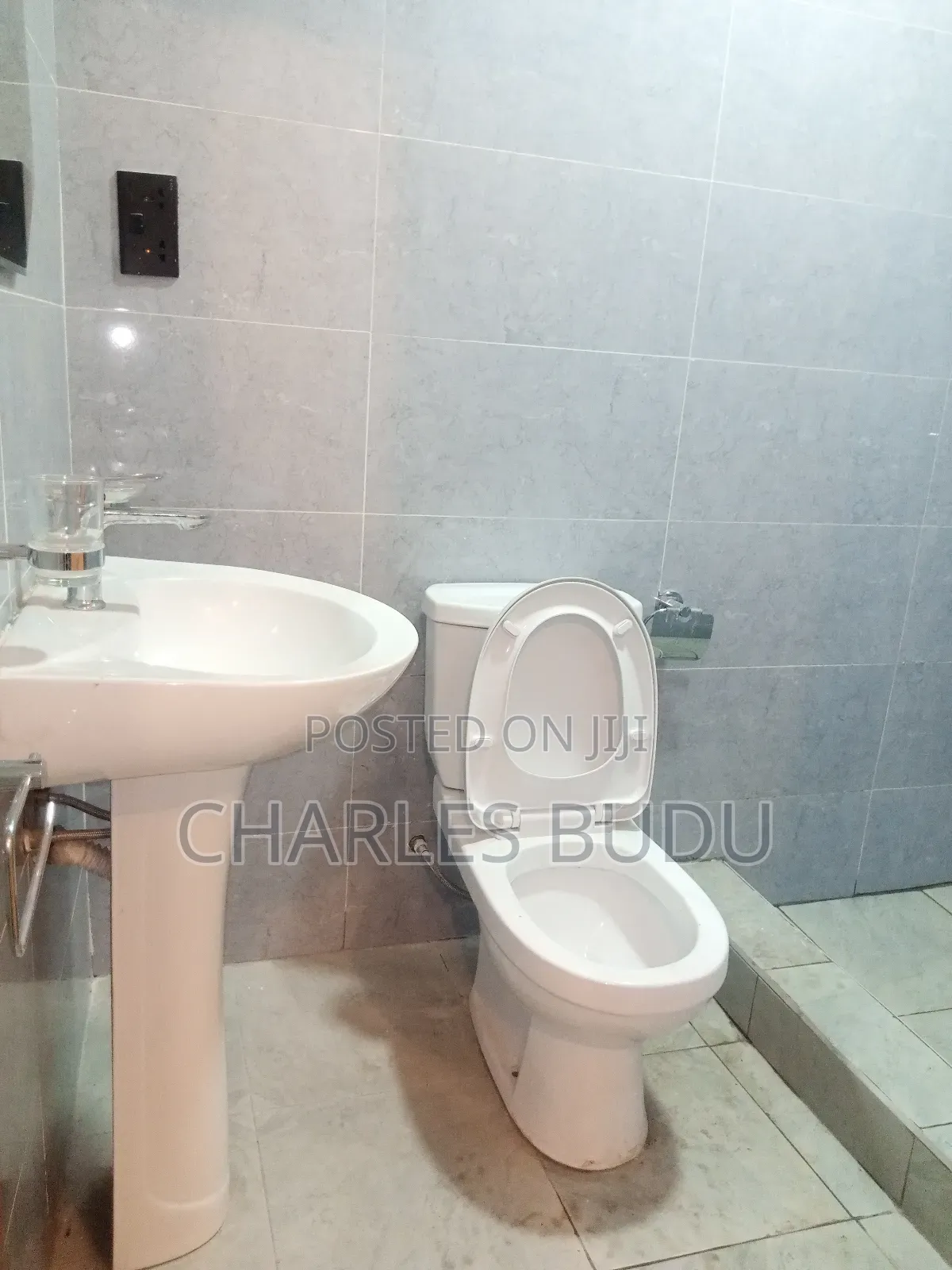 1bdrm Apartment in Ajololo, Dansoman for rent