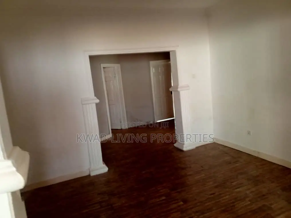 3bdrm House in Adenta for rent