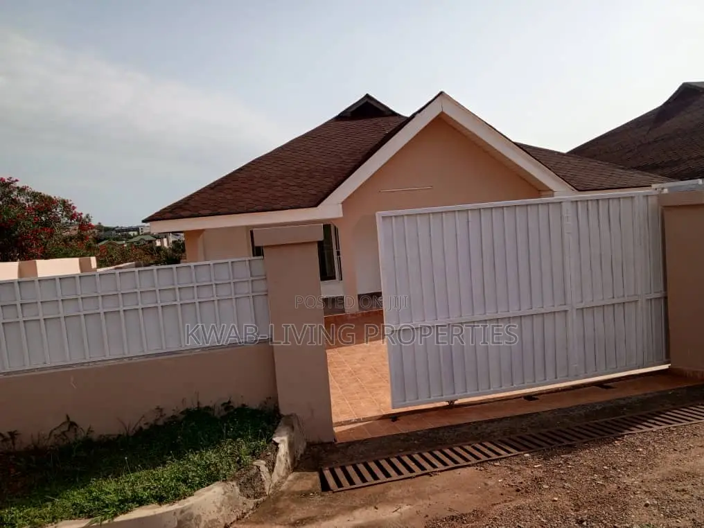 3bdrm House in Adenta for rent