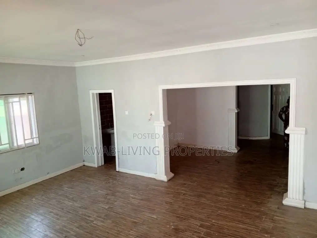 3bdrm House in Adenta for rent