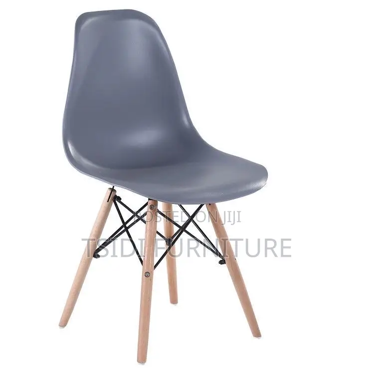 Quality Plastic Chairs