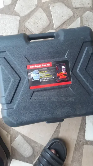 Eletric Jerk With Tyre Pumping Machine Available For All Car