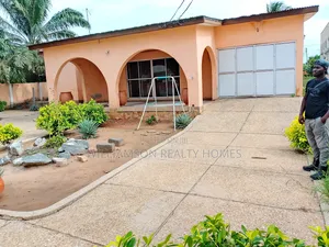 4bdrm House in Community 18 Area, Spintex for sale