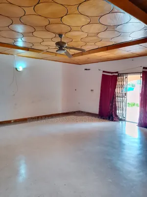 4bdrm House in Community 18 Area, Spintex for sale