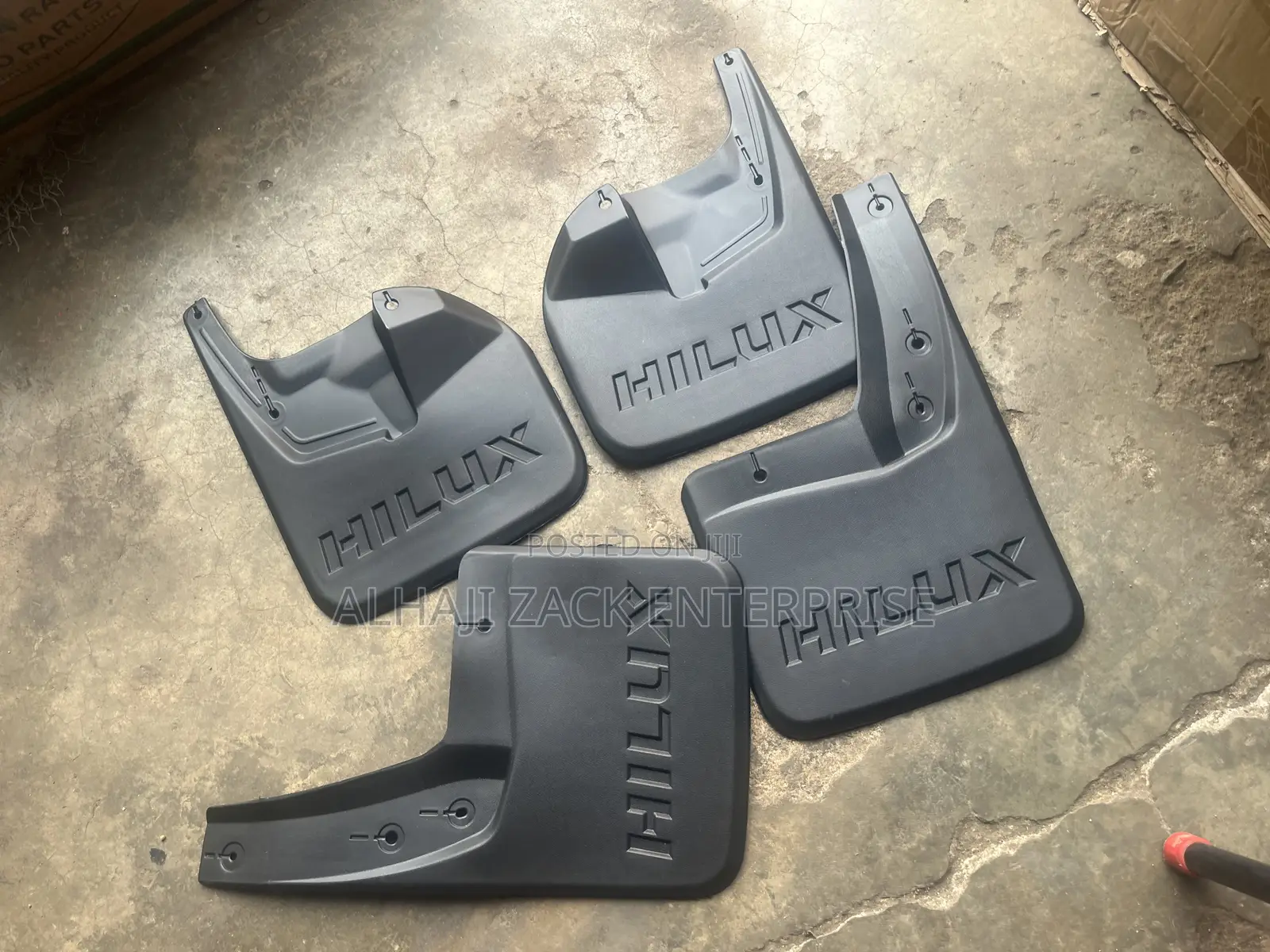 Toyota Hilux Back Rubber