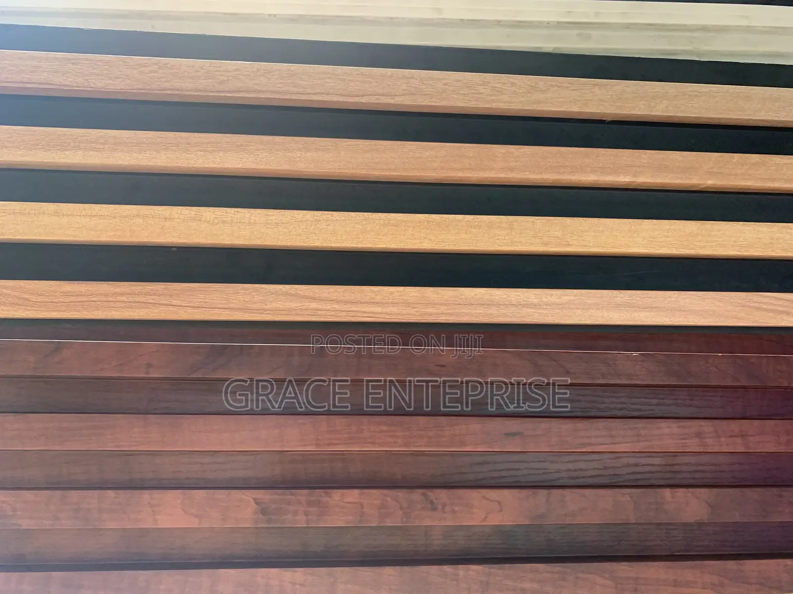 Neat and Original Wall Panels Available in Different Colors