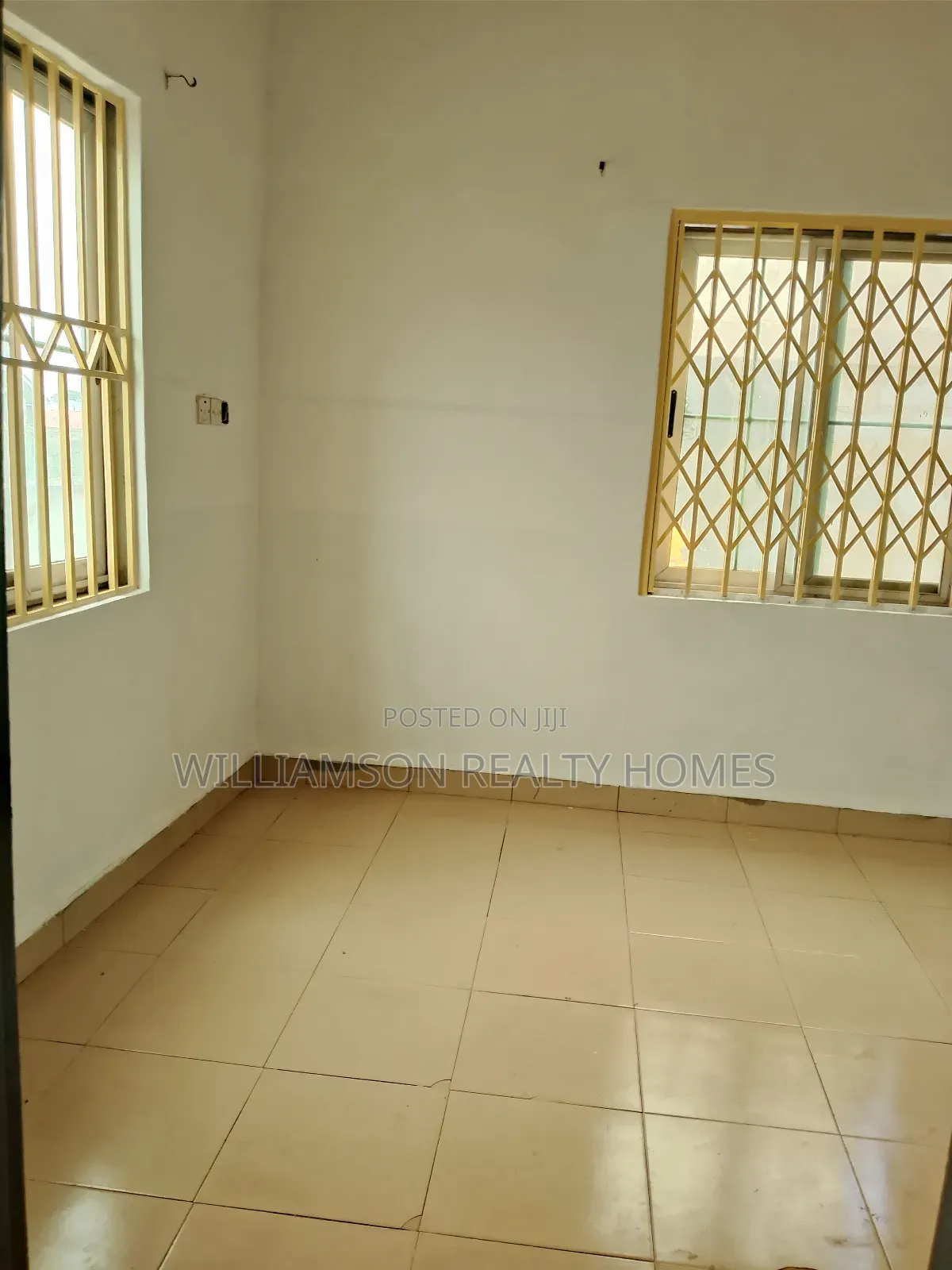 3bdrm Apartment in Hfc Estate Area, Spintex for rent