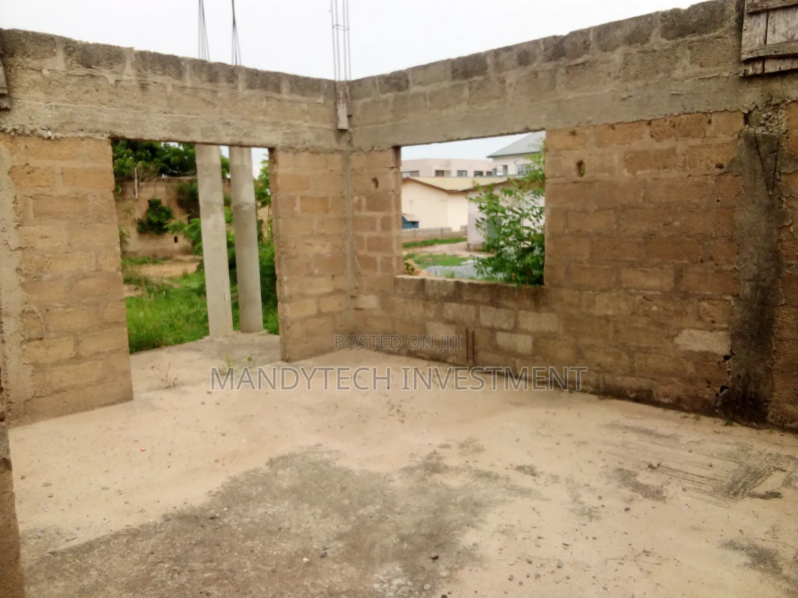 5 Bedroom Uncompleted Storey Building- Lakeside