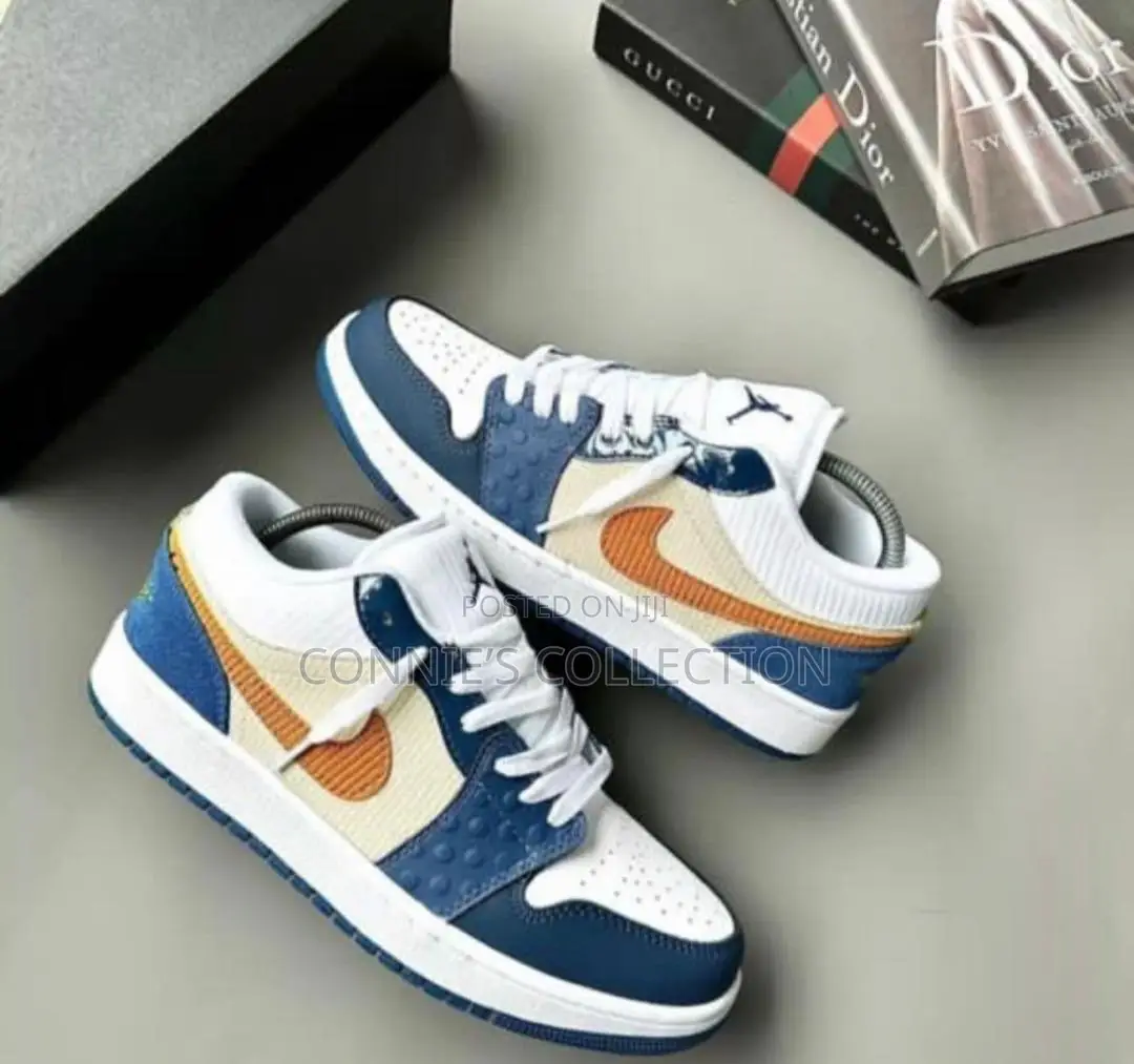 Air Jordan 1 Low Blue