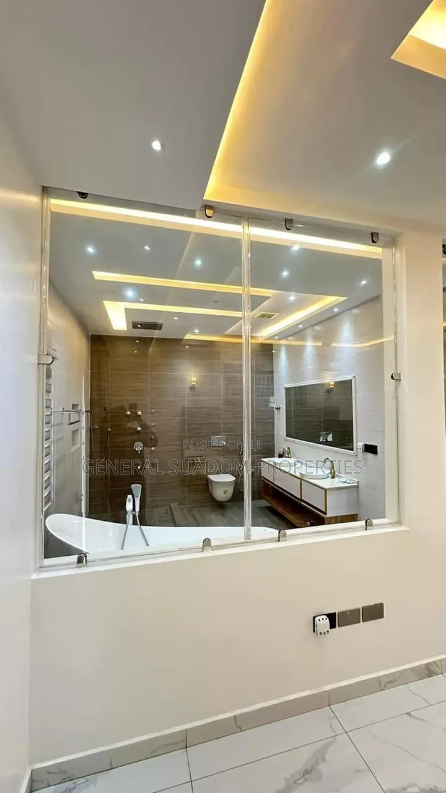 6bdrm Duplex in Suadom Real Estate, Tema Metropolitan for sale