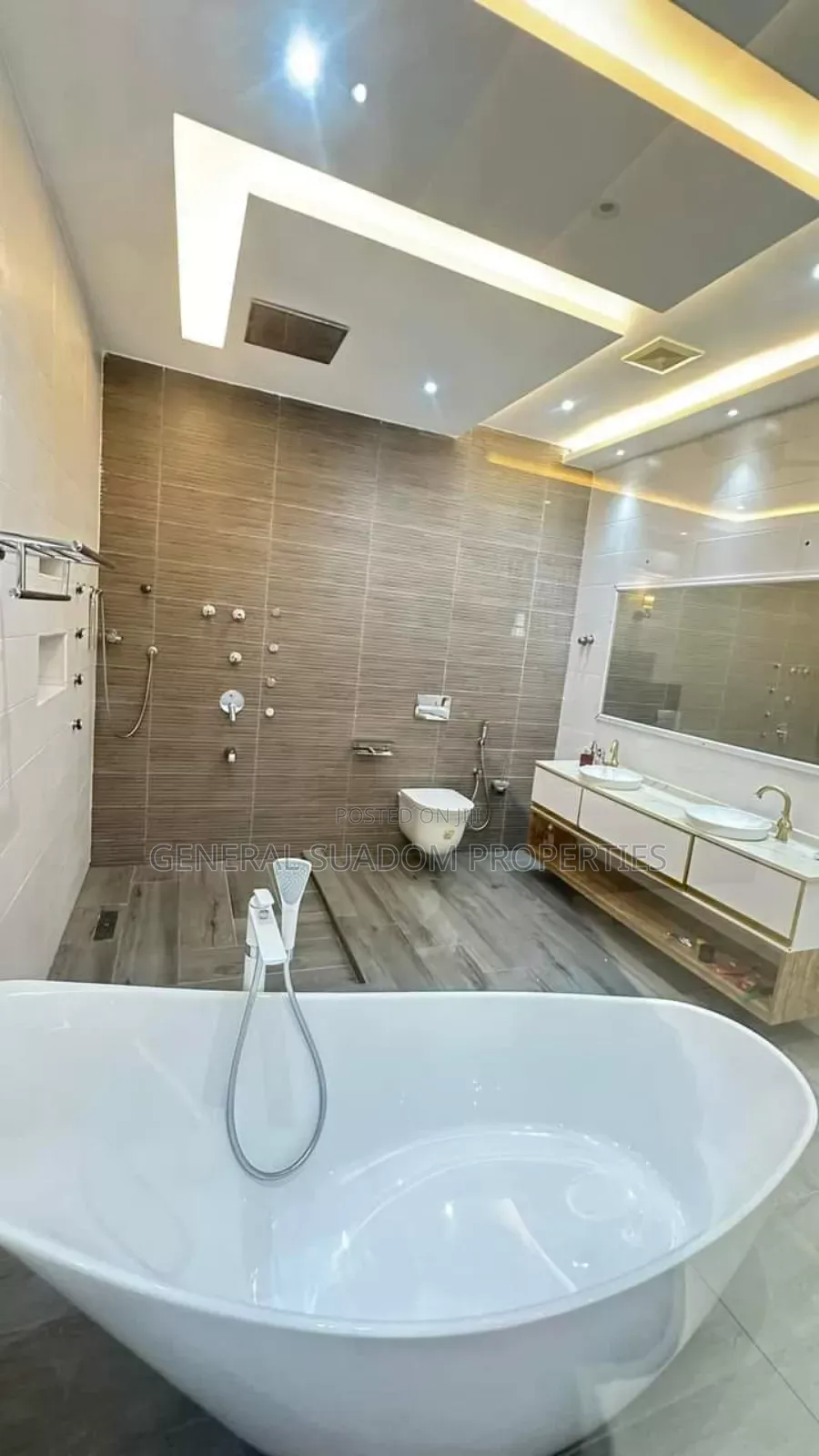6bdrm Duplex in Suadom Real Estate, Tema Metropolitan for sale