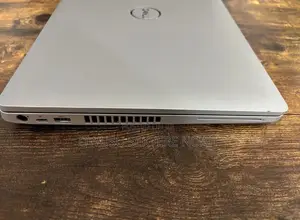 New Laptop Dell Precision 5520 16GB Intel Core i5 SSD 256GB