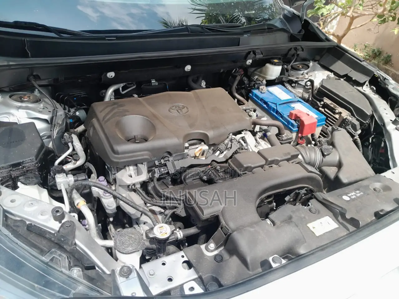 Toyota RAV4 XLE AWD 2020 Gray