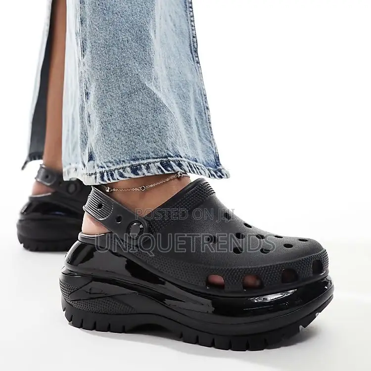 Ladies Crocs Mega Crush