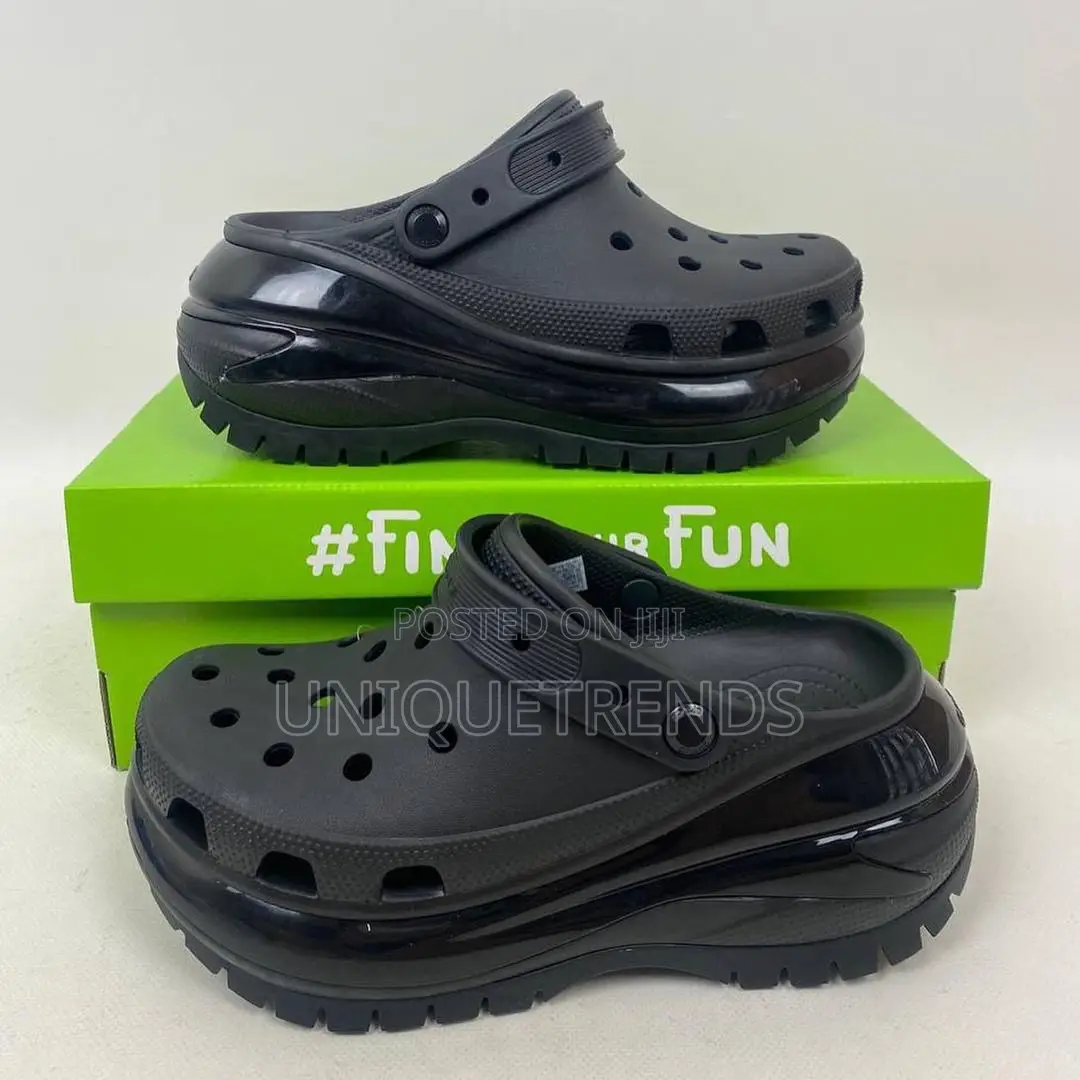 Ladies Crocs Mega Crush
