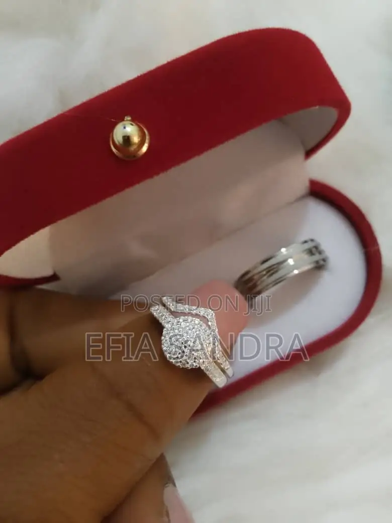 Pure Silver Wedding Ring Set Avialable for Cool Price