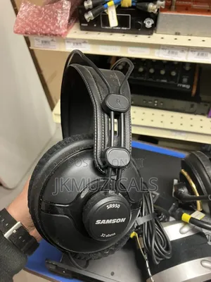 Photo - Samson Sr950_ Professional Studio Reference Headphones
