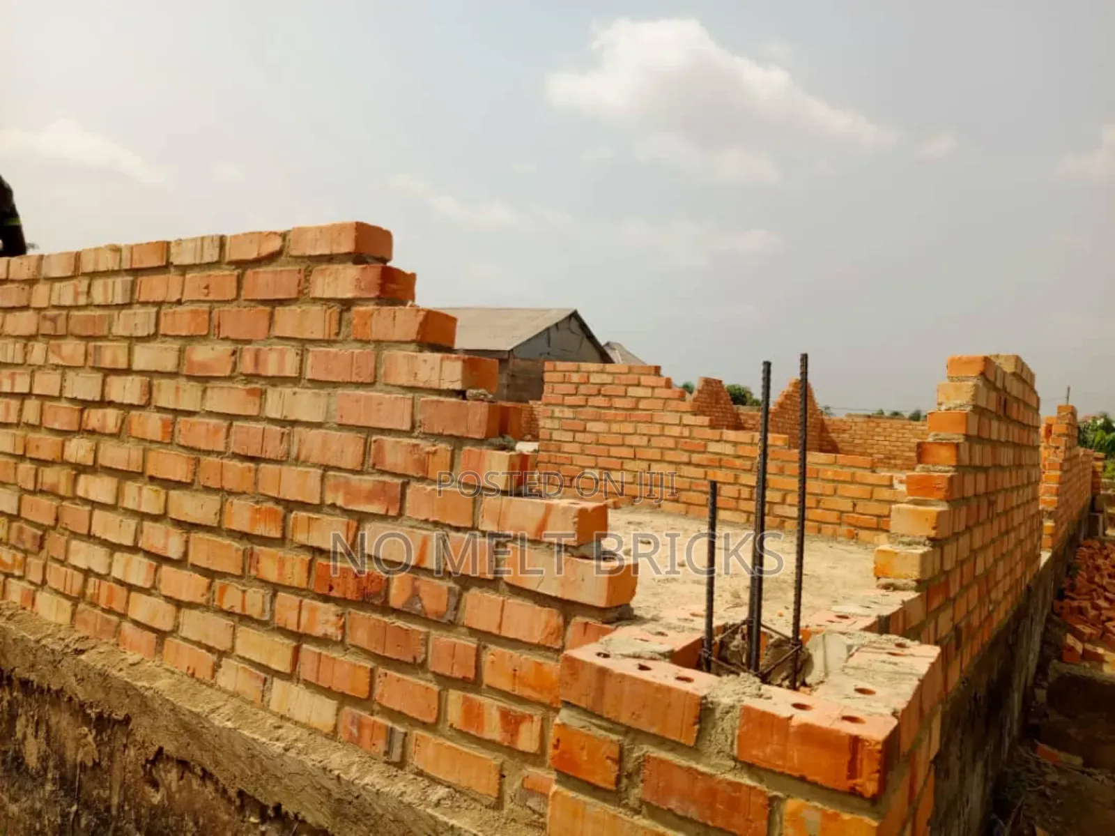 Natural Local Clay Burnt Bricks
