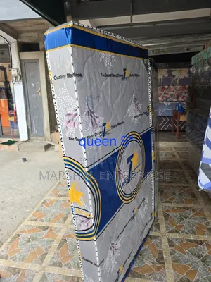 8" Queen Size High Quality Compressed Mattress.