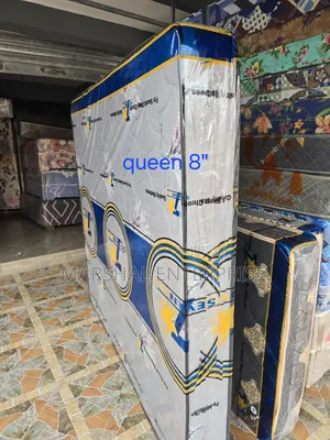 8" Queen Size High Quality Compressed Mattress.