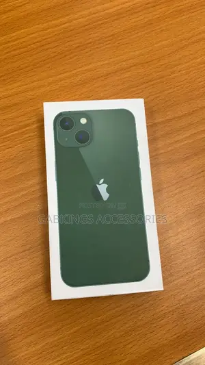 New Apple iPhone 13 128 GB Black