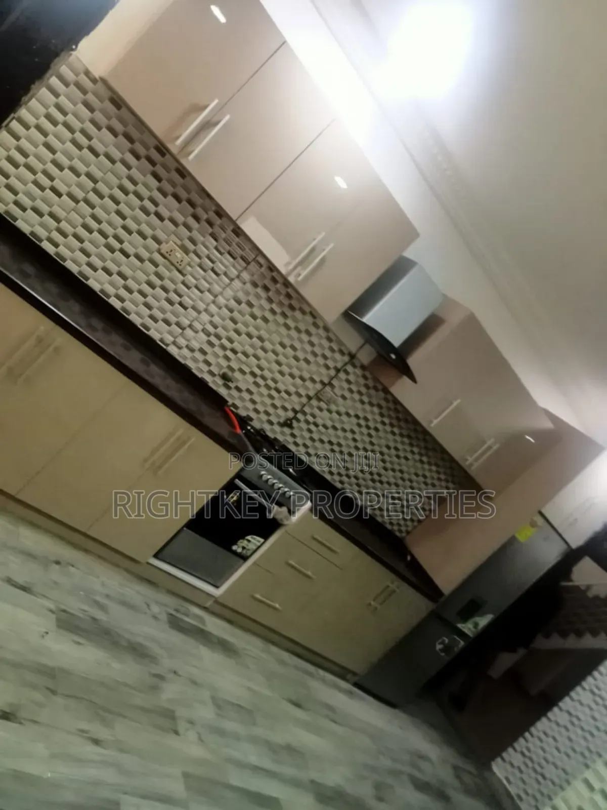 6bdrm Duplex in Awomaso, Kumasi Metropolitan for sale