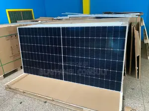 560w Solar Panel