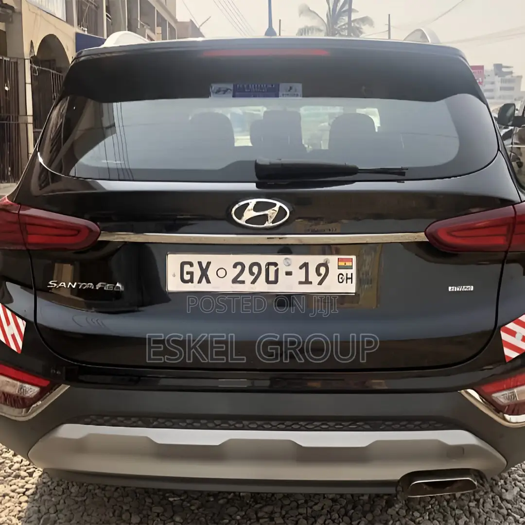 Hyundai Santefe For Rent Come With A Driver