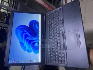 Laptop Dell Latitude 5550 8GB Intel Core I5 HDD 500GB