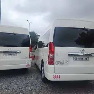 Hiace Bus for Rent Come With a Driver