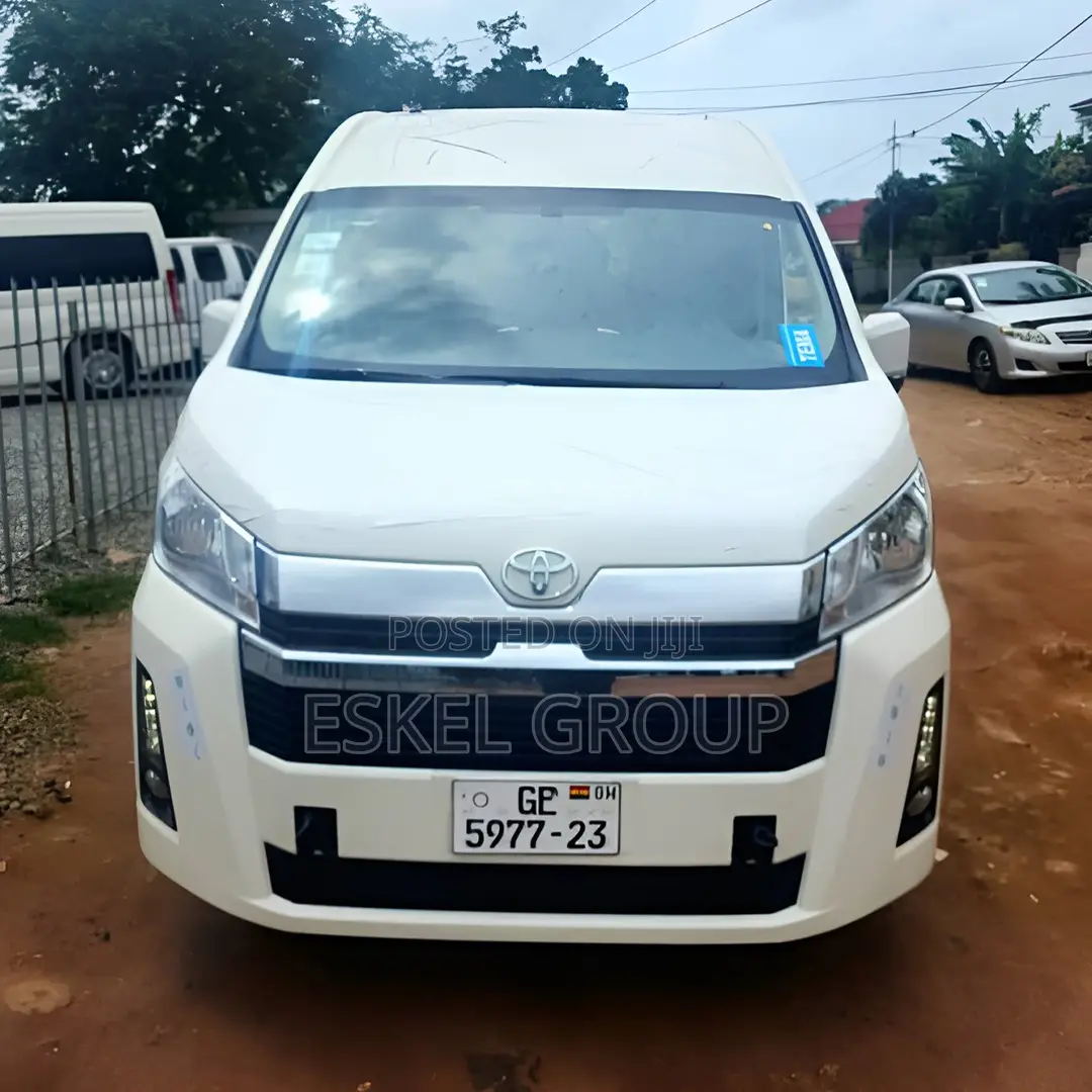 Hiace Bus for Rent Come With a Driver