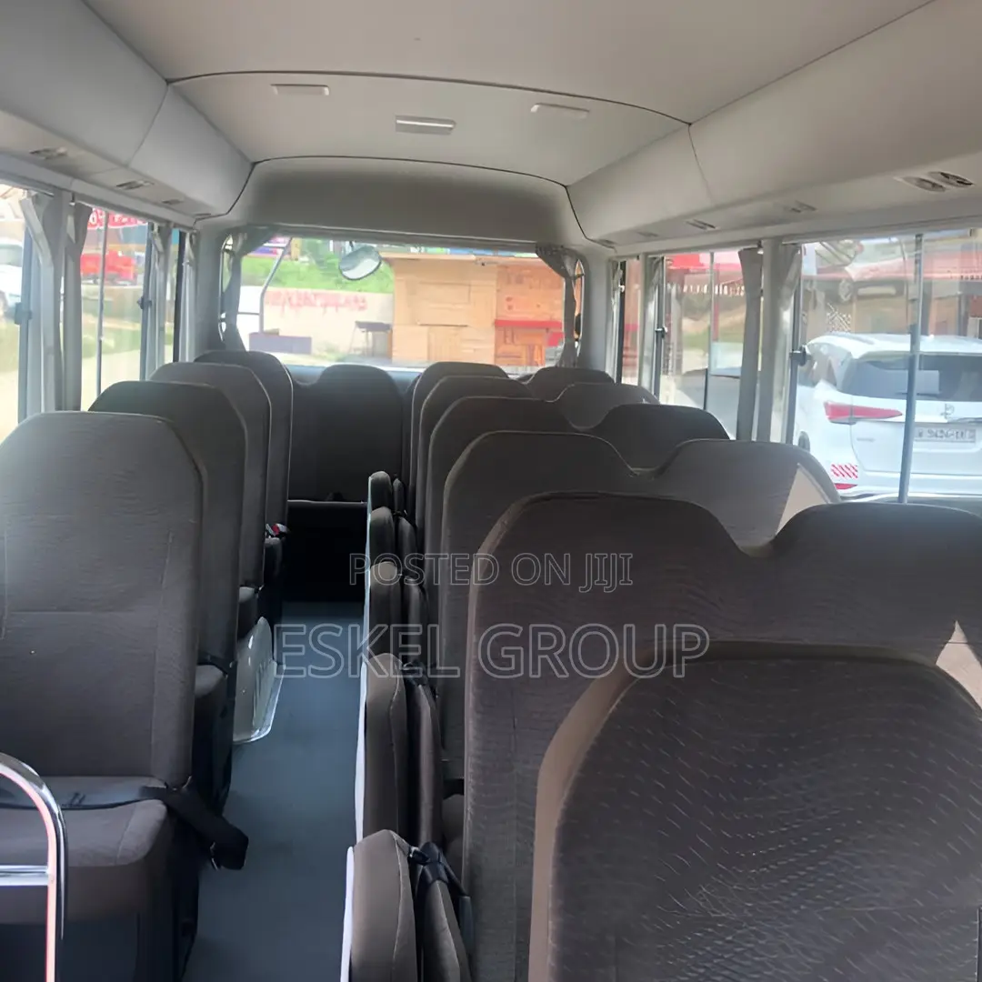 Coaster Bus for Rent Come With a Driver