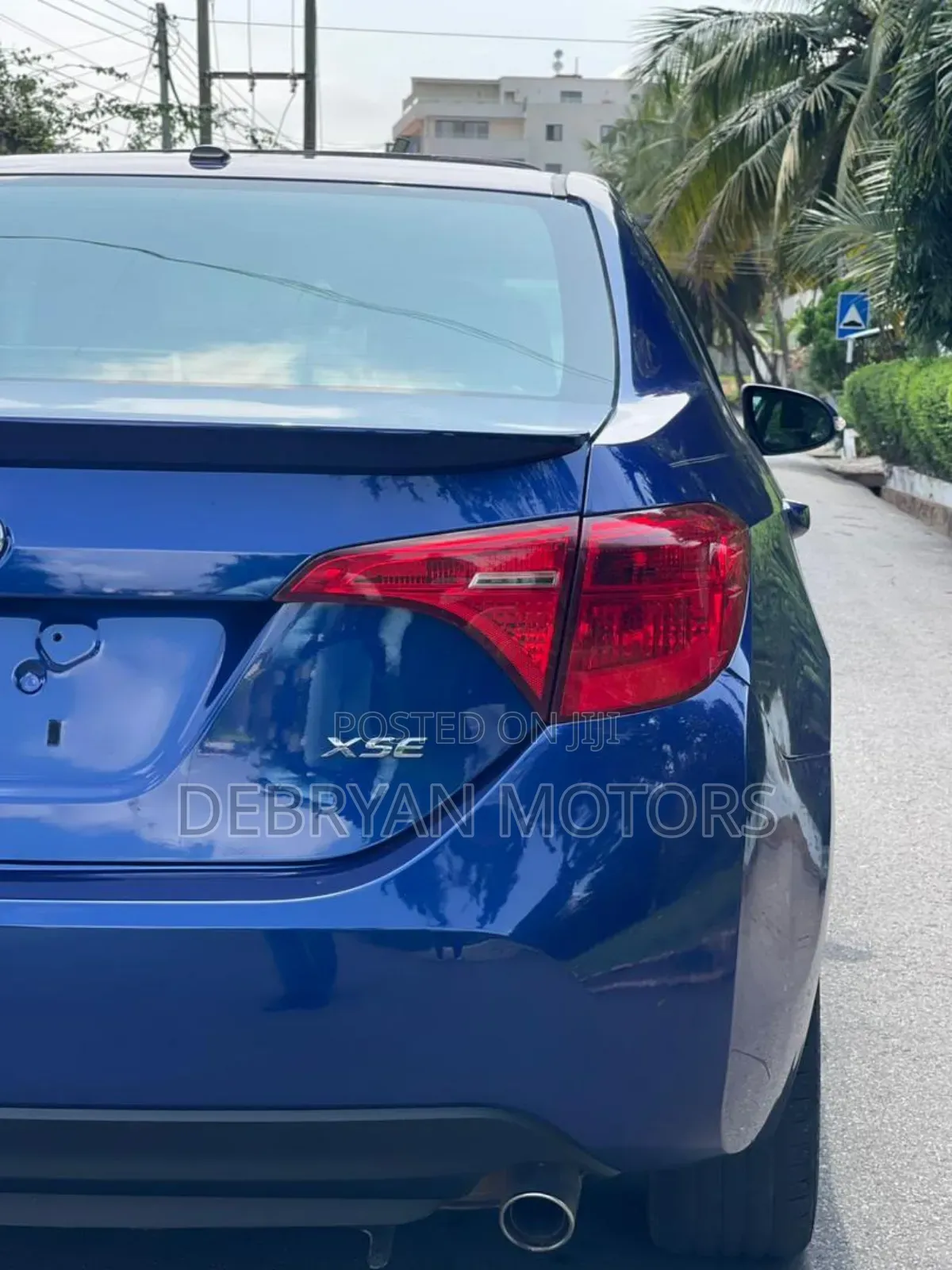 Toyota Corolla XSE (1.8L 4cyl 2A) 2018 Blue