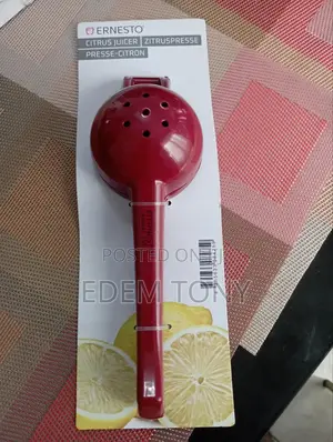 Manual Citrus Juicer